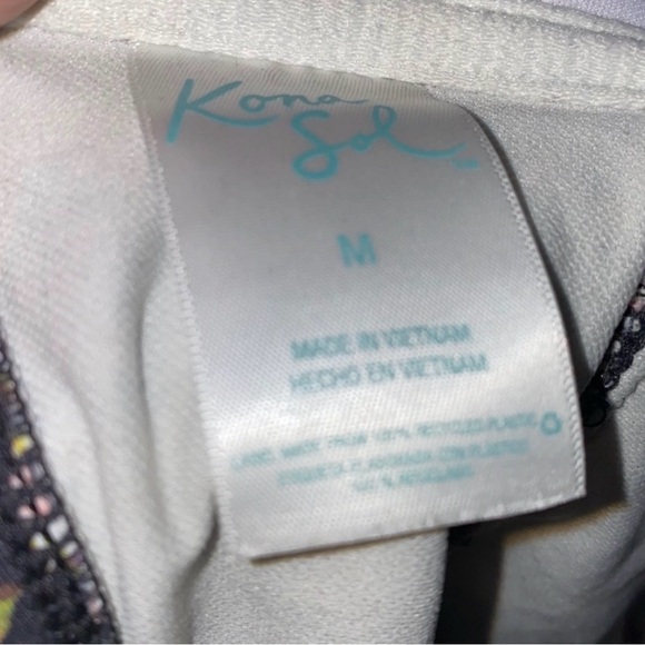 Floral Ruffle Swimsuit - Picture 5 of 6